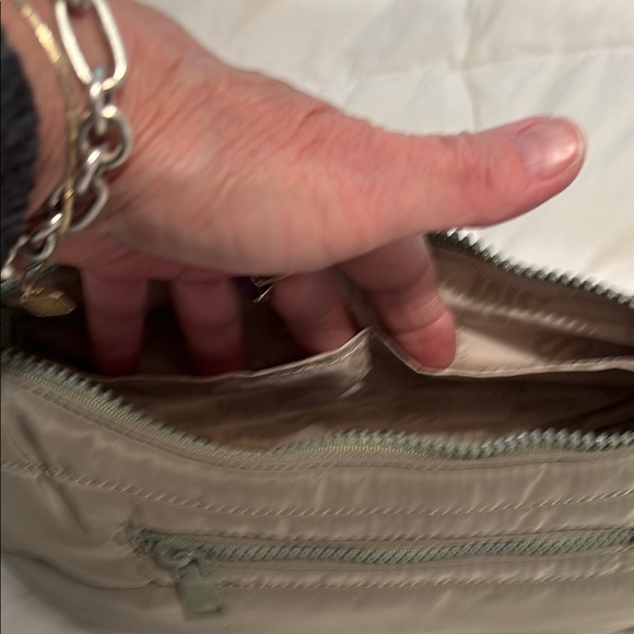 Steve Madden Olive Green Crossbody Bag - Picture 4 of 5